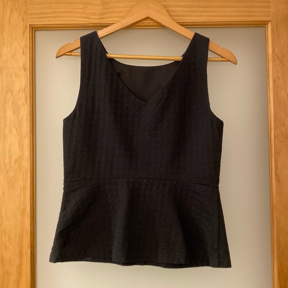 Banana Republic Peplum Top - Picture 2 of 3